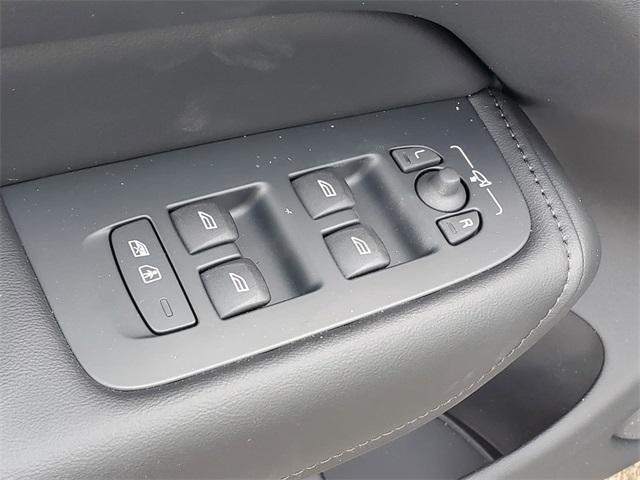 new 2025 Volvo XC60 Plug-In Hybrid car, priced at $66,235