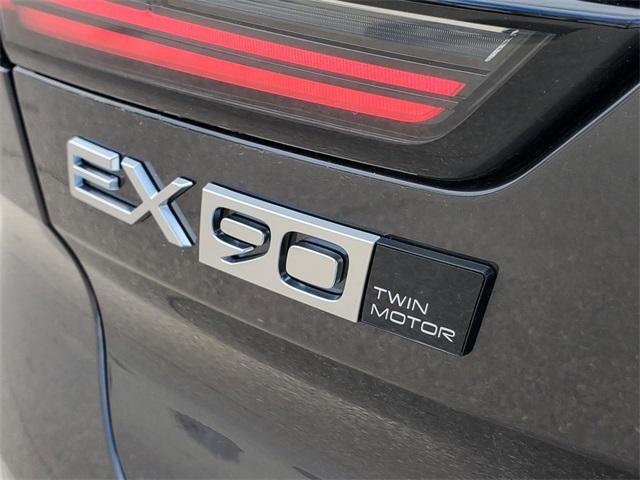 new 2025 Volvo EX90 car, priced at $88,340