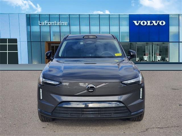 new 2025 Volvo EX90 car, priced at $88,340