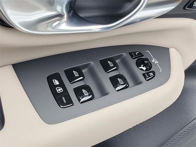 new 2026 Volvo XC90 car, priced at $70,000