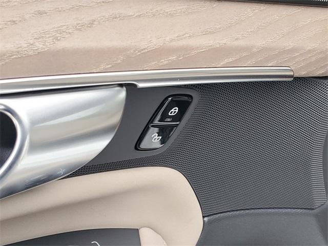 new 2026 Volvo XC90 car, priced at $70,000