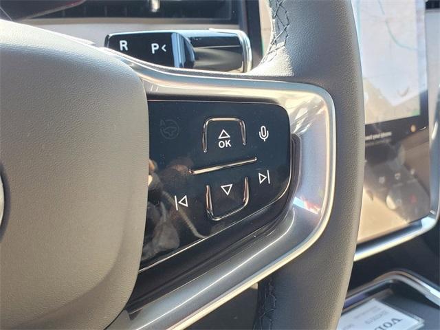 new 2025 Volvo EX90 car, priced at $86,505