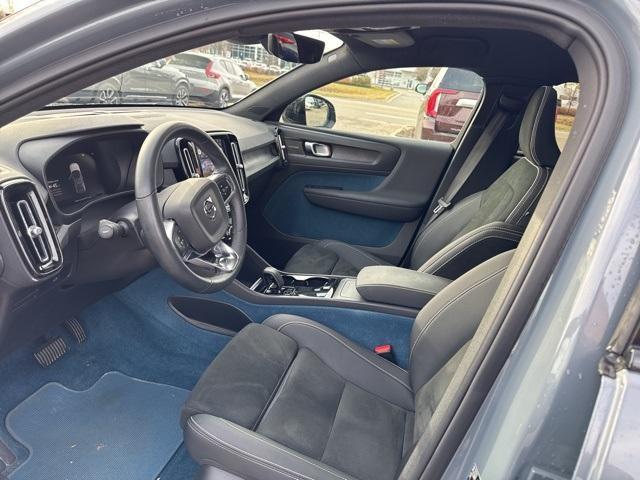 used 2023 Volvo C40 Recharge Pure Electric car, priced at $28,955