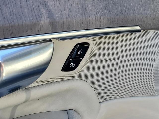 new 2026 Volvo XC90 car, priced at $72,155