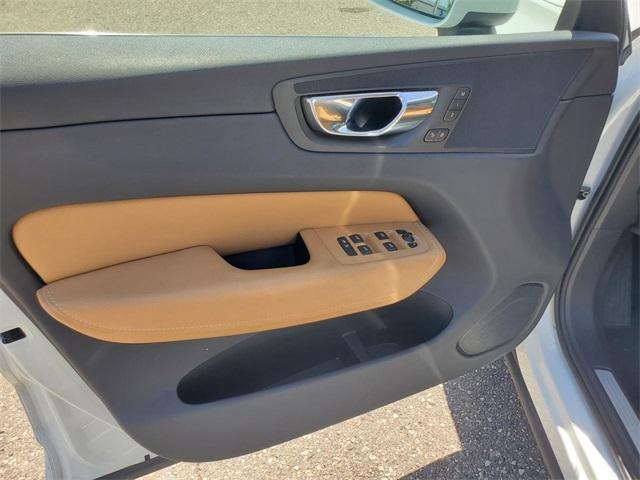 used 2019 Volvo XC60 car, priced at $25,500
