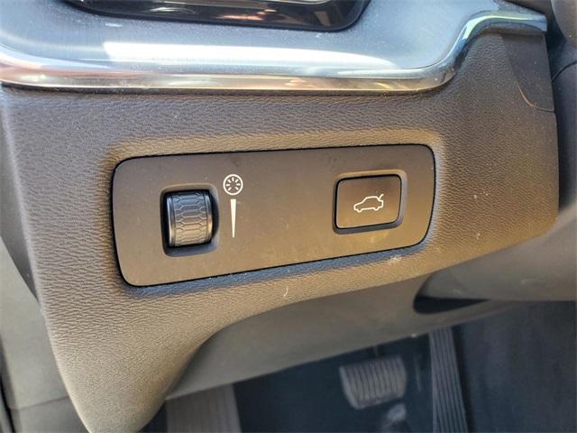 used 2019 Volvo XC60 car, priced at $25,500