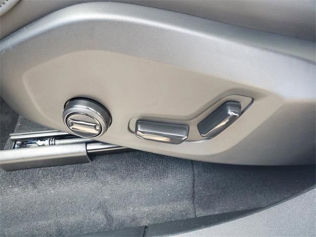 new 2026 Volvo XC90 car, priced at $68,825