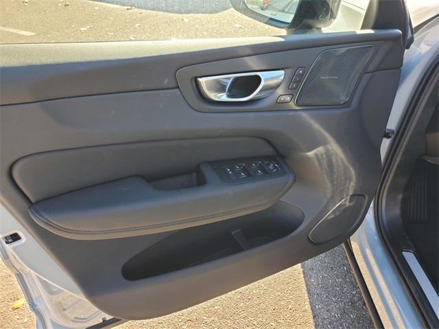 new 2026 Volvo XC60 Plug-In Hybrid car, priced at $67,675