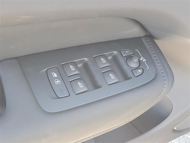 new 2026 Volvo XC60 Plug-In Hybrid car, priced at $67,675