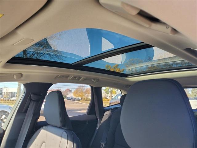 new 2026 Volvo XC60 Plug-In Hybrid car, priced at $67,675