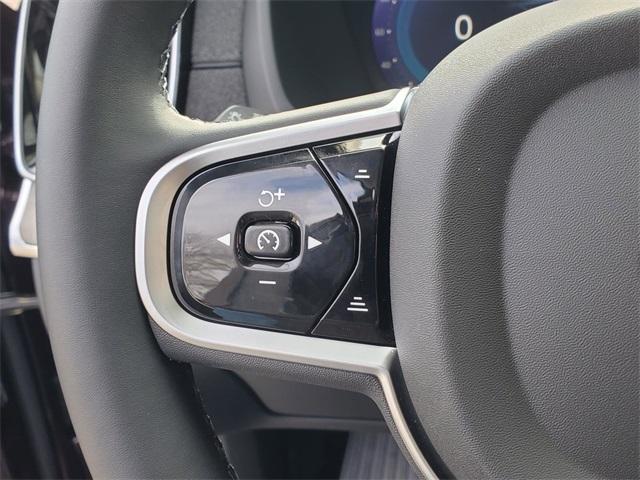 new 2025 Volvo XC90 car, priced at $73,835