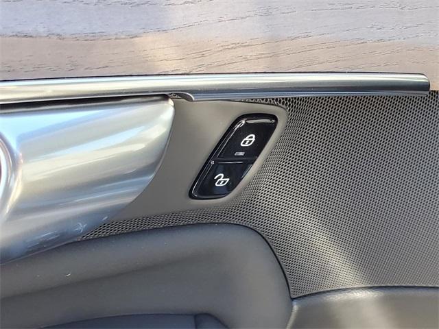 new 2026 Volvo XC90 car, priced at $68,825