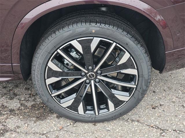 new 2025 Volvo XC90 Plug-In Hybrid car, priced at $77,805