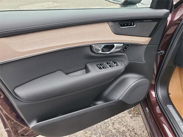 new 2025 Volvo XC90 Plug-In Hybrid car, priced at $77,805