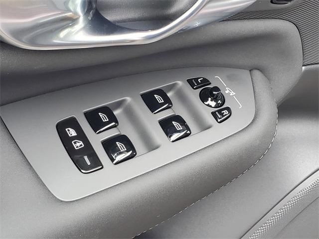 new 2025 Volvo XC90 Plug-In Hybrid car, priced at $77,805