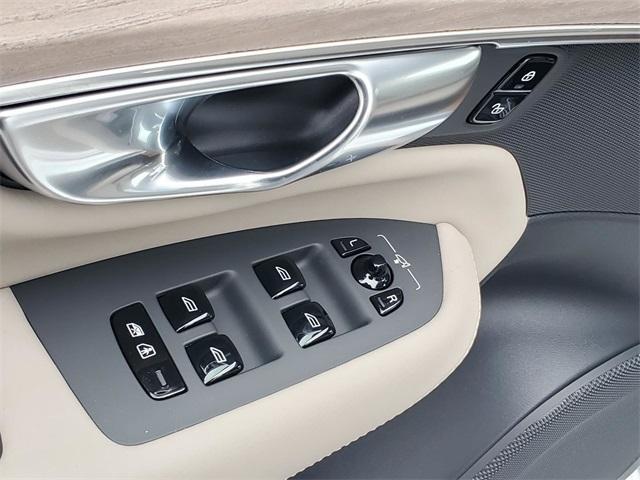 new 2026 Volvo XC90 car, priced at $68,825