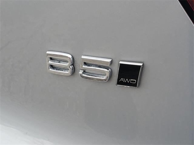 used 2025 Volvo XC40 car, priced at $37,938