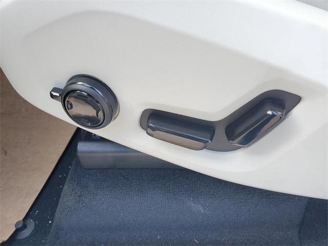 new 2025 Volvo XC90 Plug-In Hybrid car, priced at $76,246