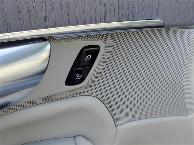 new 2025 Volvo XC90 Plug-In Hybrid car, priced at $76,246