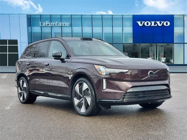 new 2025 Volvo EX90 car, priced at $94,140