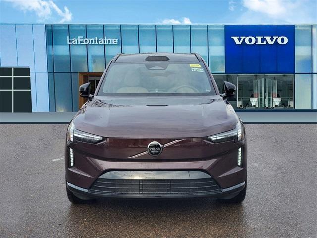 new 2025 Volvo EX90 car, priced at $94,140