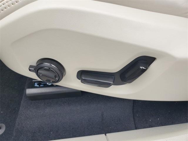 new 2026 Volvo XC60 car, priced at $77,310