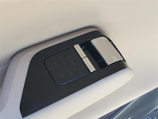 new 2025 Volvo EX90 car, priced at $88,270