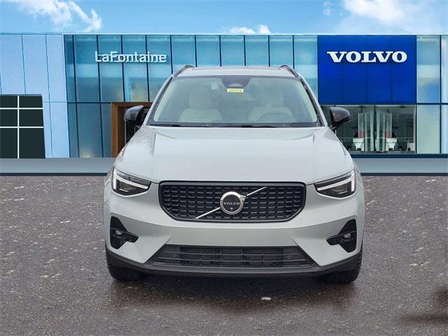 new 2025 Volvo XC40 car, priced at $47,790