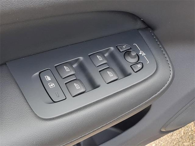 used 2024 Volvo S60 Recharge Plug-In Hybrid car, priced at $45,500