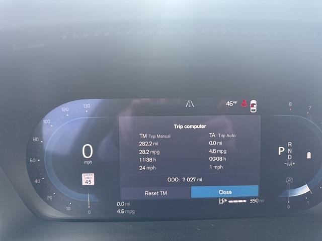 used 2025 Volvo XC40 car, priced at $34,000