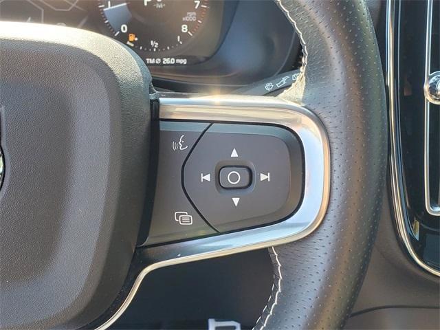 used 2021 Volvo XC40 car, priced at $29,081