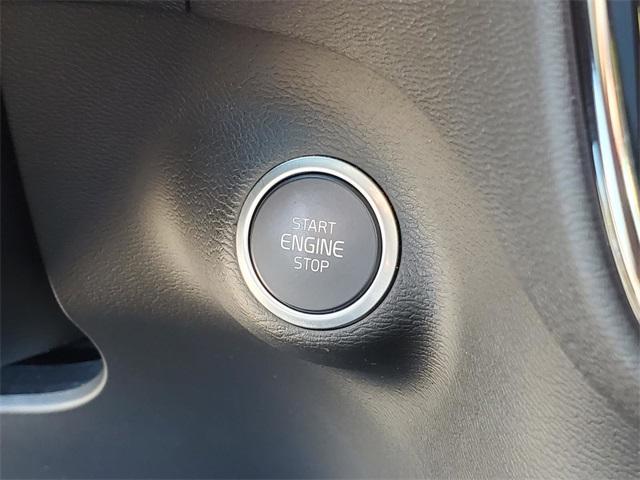 used 2021 Volvo XC40 car, priced at $29,081