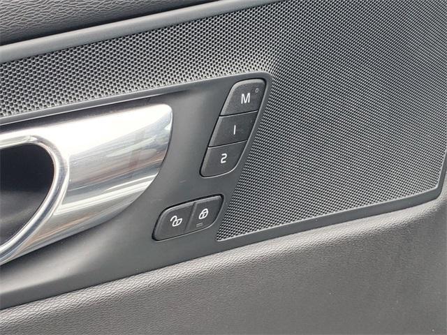 used 2018 Volvo XC60 car, priced at $14,349