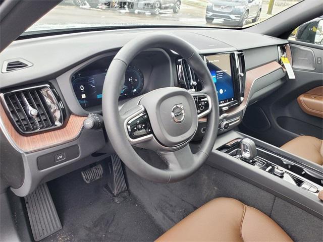 new 2025 Volvo XC60 car, priced at $56,900