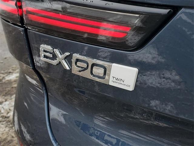 new 2025 Volvo EX90 car, priced at $99,995