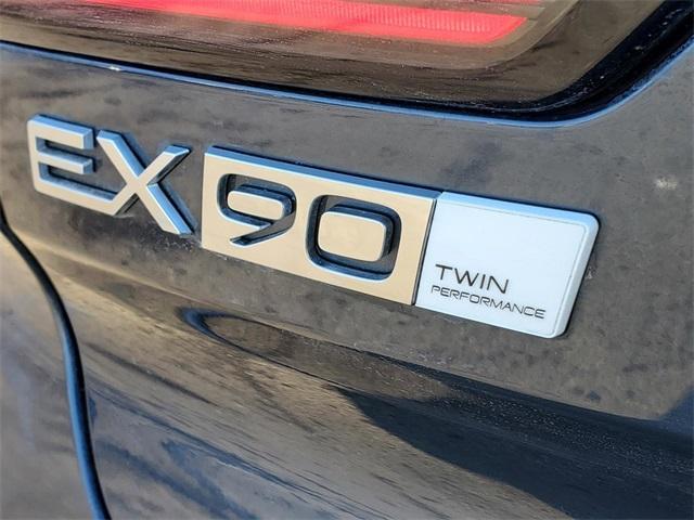 new 2025 Volvo EX90 car, priced at $92,840