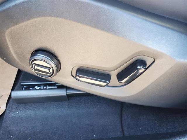 new 2026 Volvo XC60 car, priced at $54,985