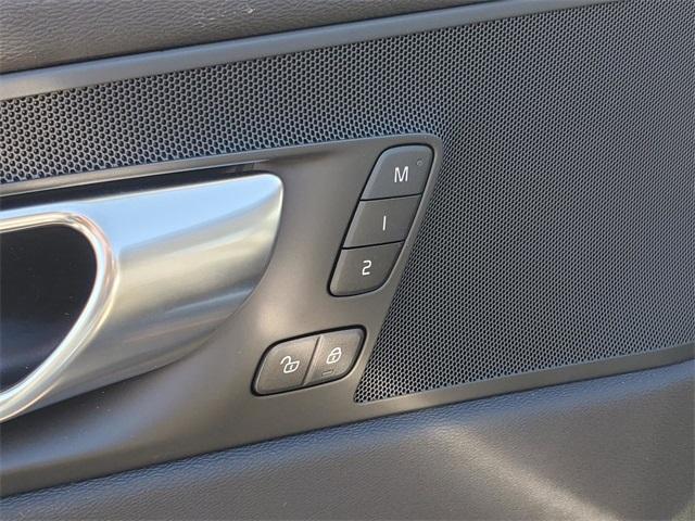 new 2026 Volvo XC60 car, priced at $54,985