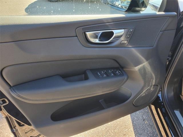 new 2026 Volvo XC60 car, priced at $54,985