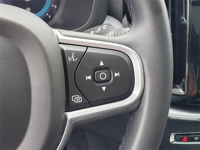 used 2022 Volvo XC60 car, priced at $29,396
