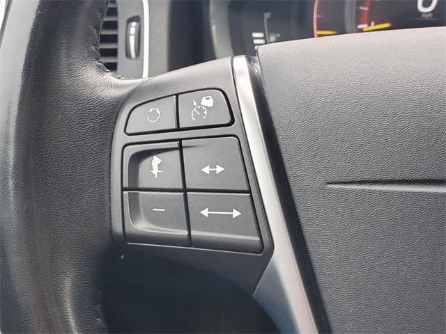 used 2018 Volvo V60 Cross Country car, priced at $16,319