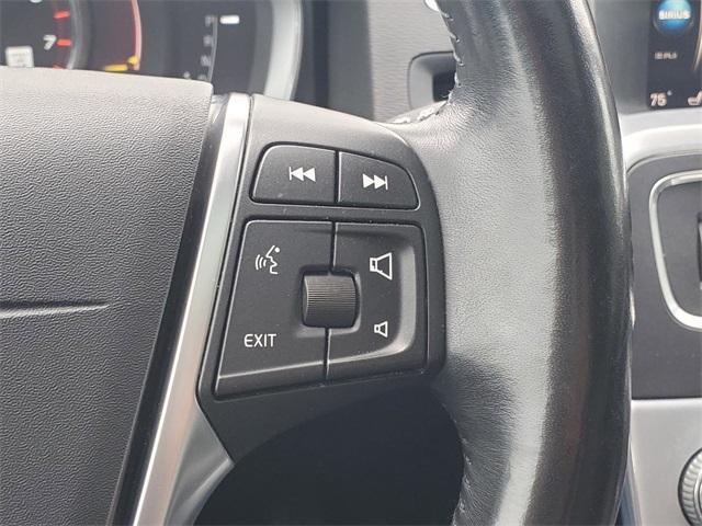 used 2018 Volvo V60 Cross Country car, priced at $16,319