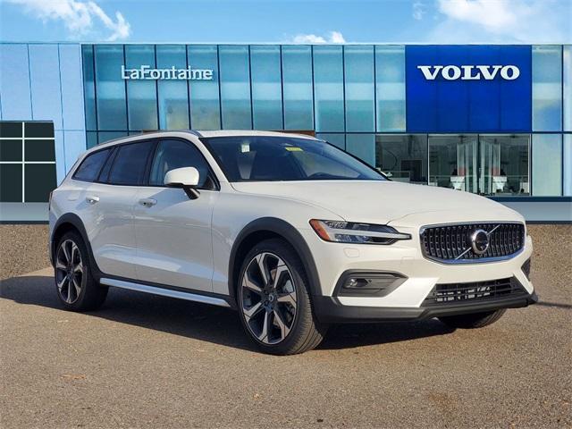 new 2025 Volvo V60 Cross Country car, priced at $65,920