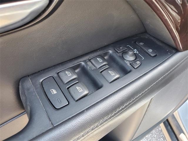 used 2013 Volvo XC70 car, priced at $8,000