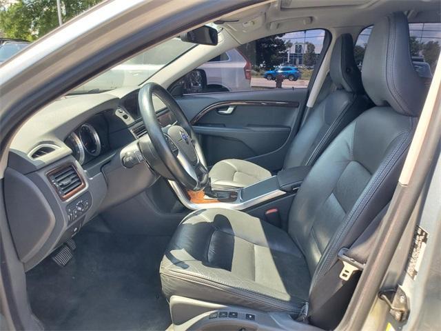 used 2013 Volvo XC70 car, priced at $8,000