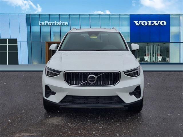 new 2025 Volvo XC40 car, priced at $44,035