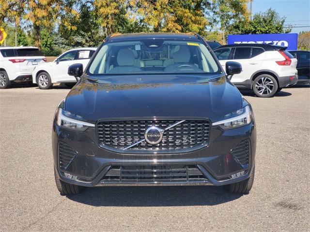 new 2025 Volvo XC60 car, priced at $45,071