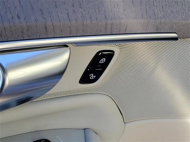 new 2026 Volvo XC90 car, priced at $73,450