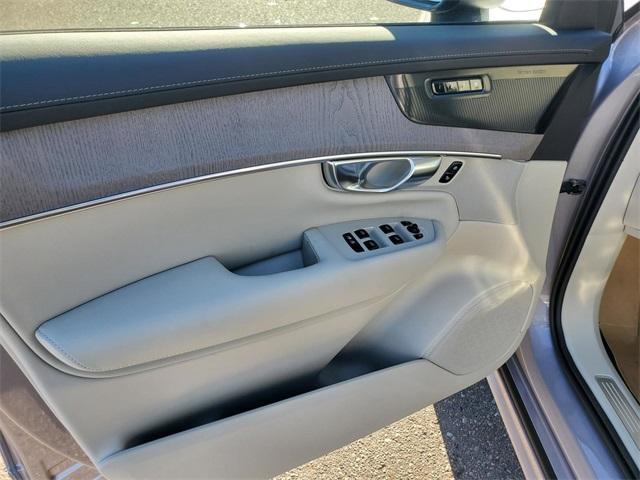 new 2026 Volvo XC90 car, priced at $73,450