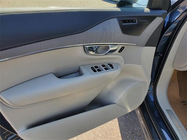 new 2025 Volvo XC90 Plug-In Hybrid car, priced at $76,246